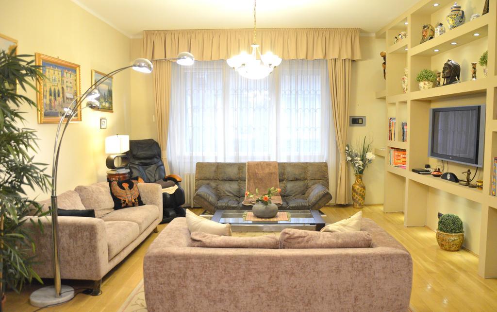 شقة Classic Flat At Basilica بودابست المظهر الخارجي الصورة